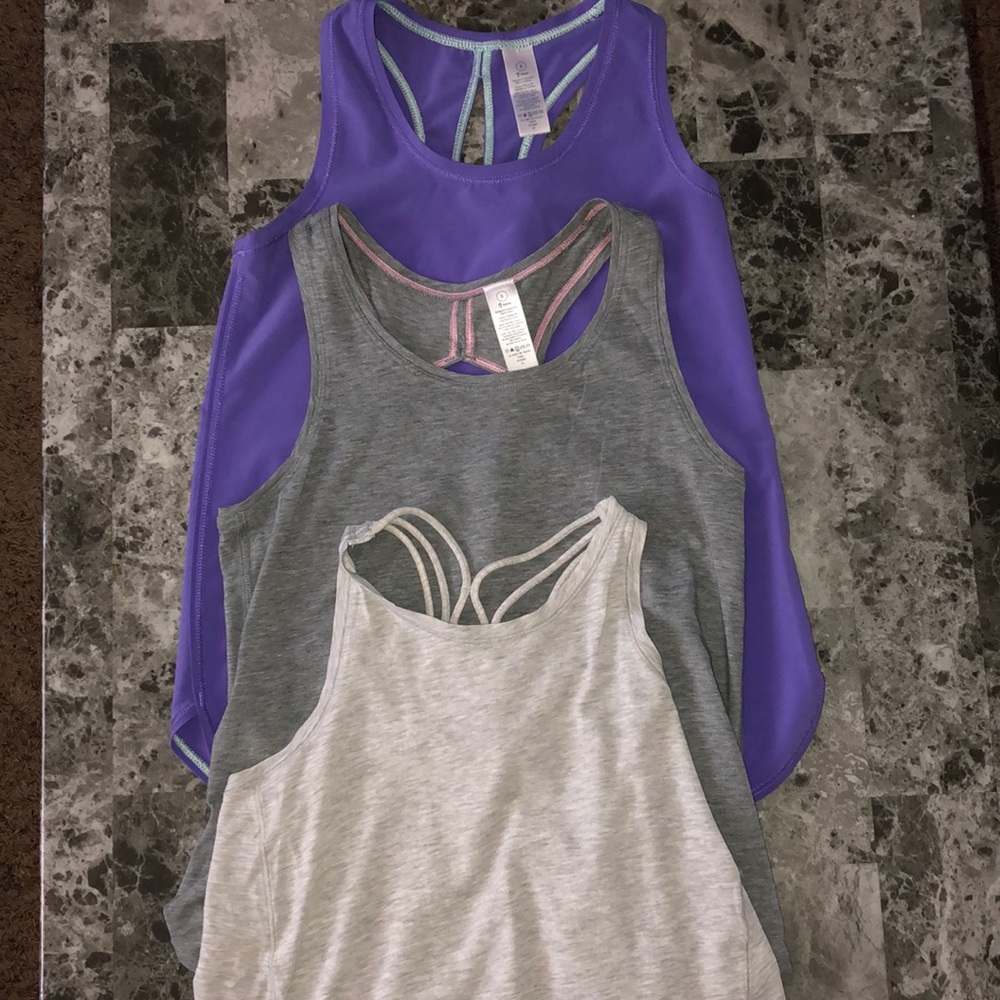 Ivivva tank top bundle